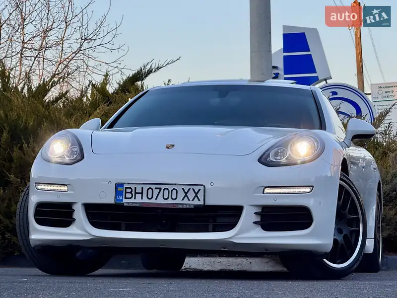 Porsche Panamera 2013