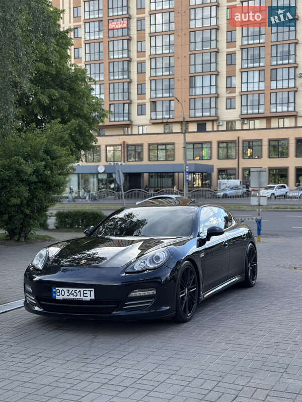 Porsche Panamera