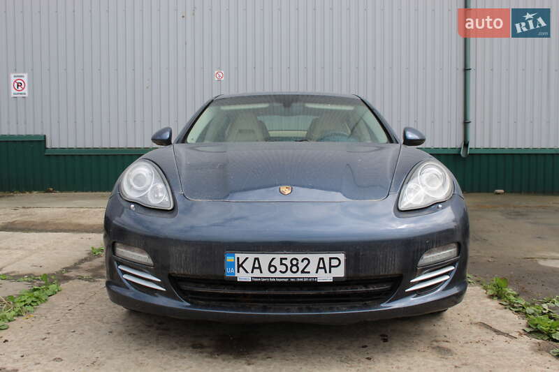 Porsche Panamera