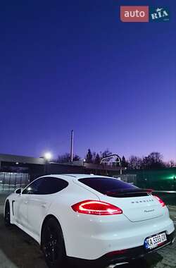 Porsche Panamera  2014