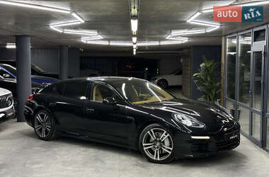 Porsche Panamera 2013