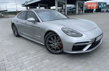 Porsche Panamera 2017