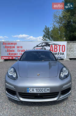 Porsche Panamera 2013