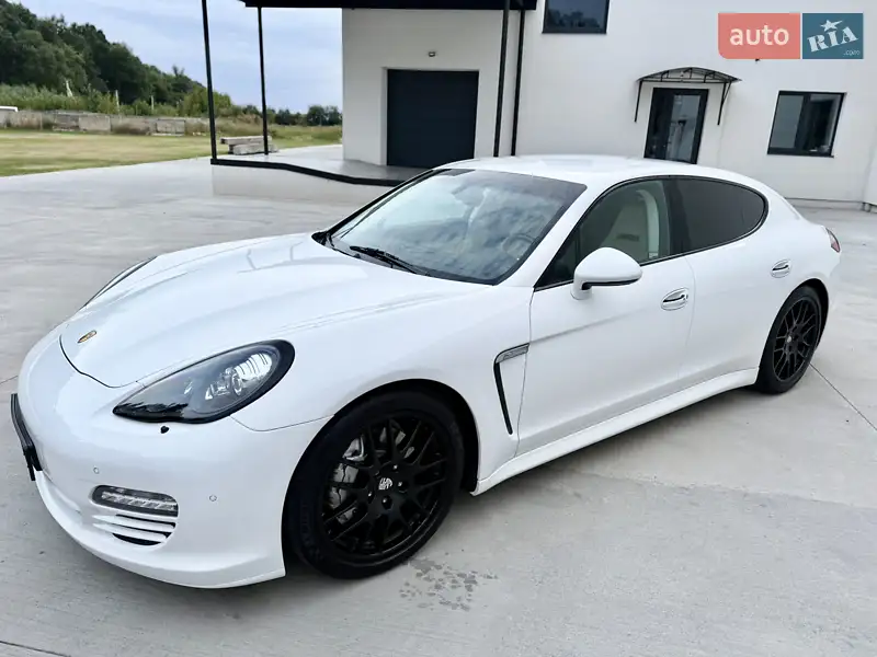 Porsche Panamera 2011