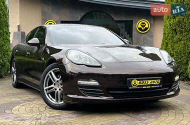 Porsche Panamera 2013
