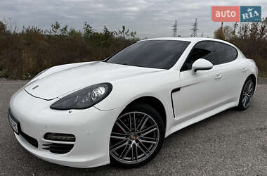 Porsche Panamera  2010