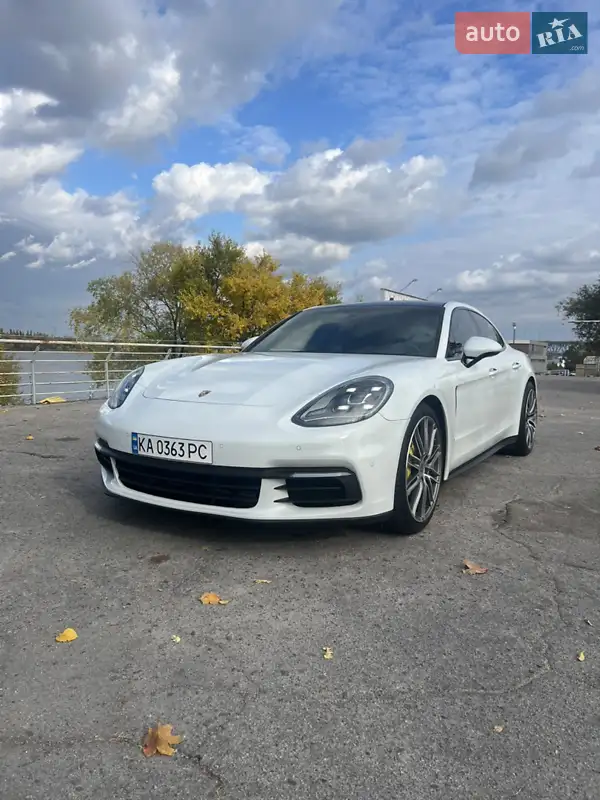 Porsche Panamera 2018