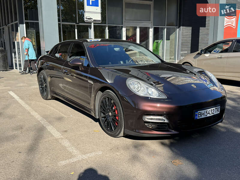 Porsche Panamera