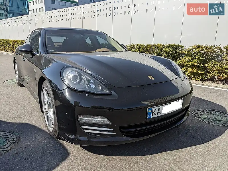 Porsche Panamera 2011
