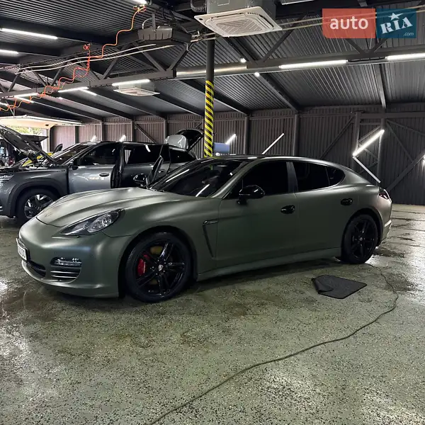 Porsche Panamera 2011