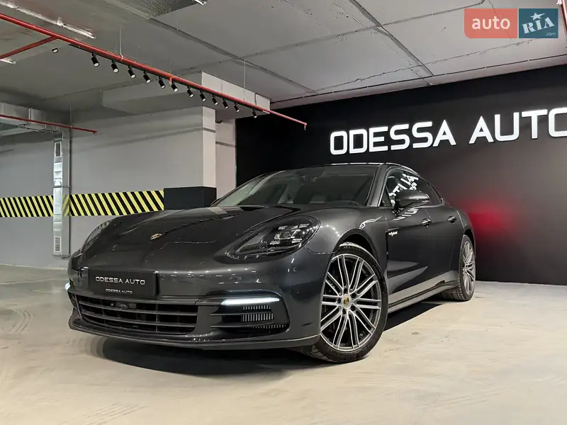Porsche Panamera 2018