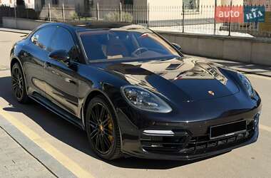 Porsche Panamera 2017