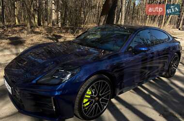 Porsche Panamera 2024