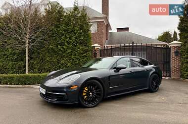 Porsche Panamera 2017