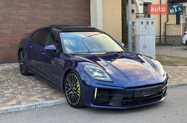 Porsche Panamera  2024