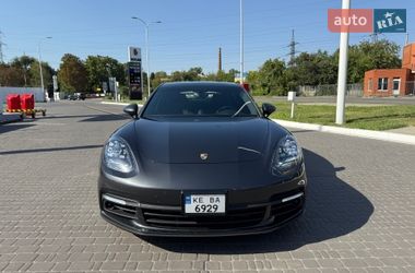 Фастбэк Porsche Panamera 2018 в Днепре