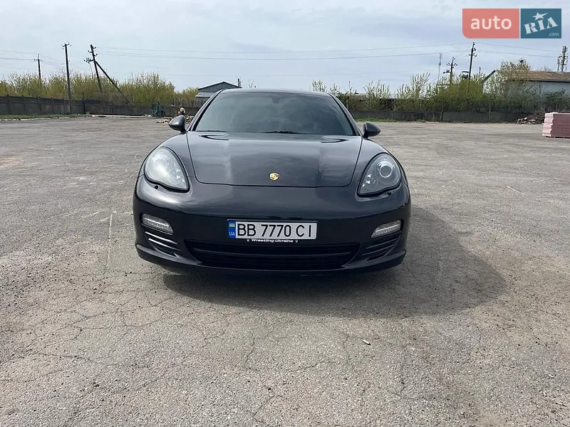 Porsche Panamera 2011