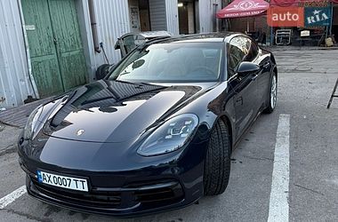 Porsche Panamera  2018