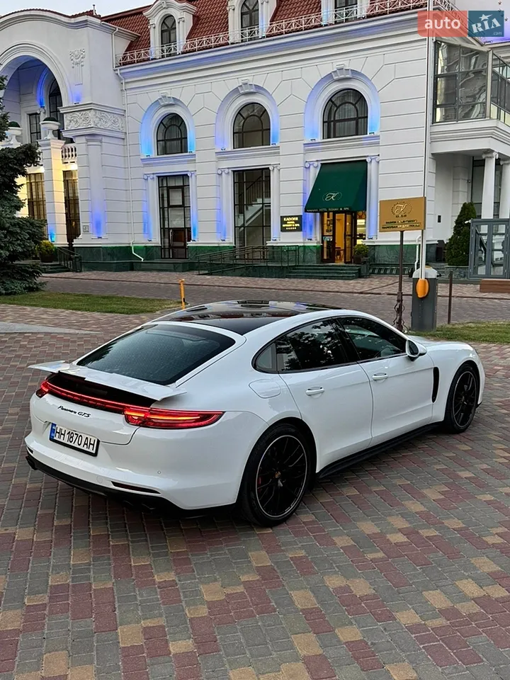 2019 Porsche Panamera - мініатюра 3