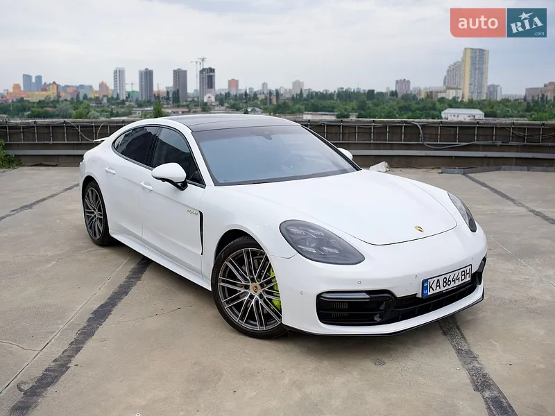 Porsche Panamera 2019