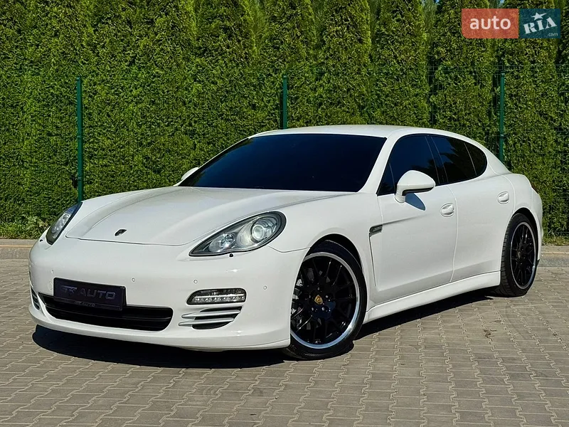 Porsche Panamera 2011