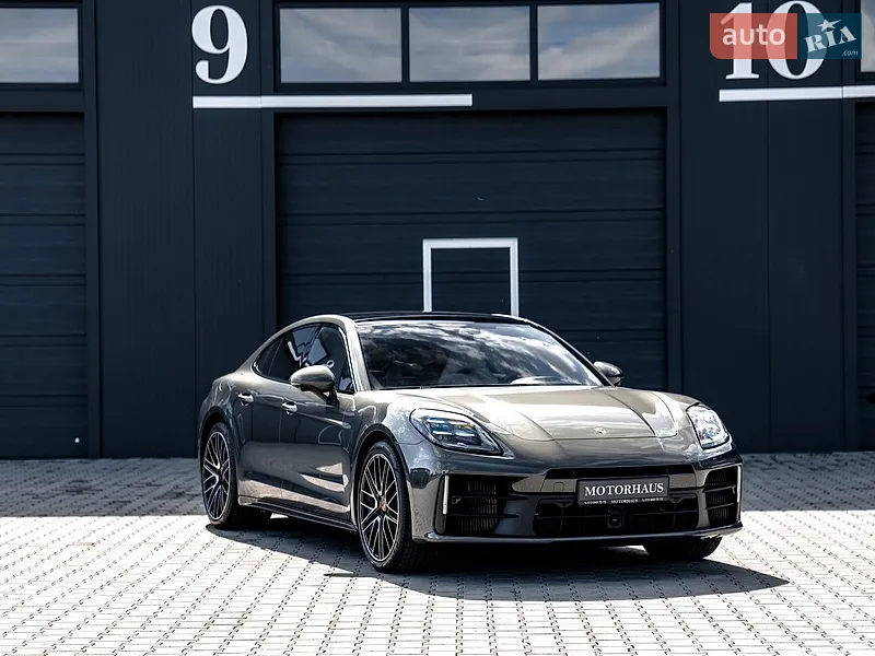 Porsche Panamera 2024