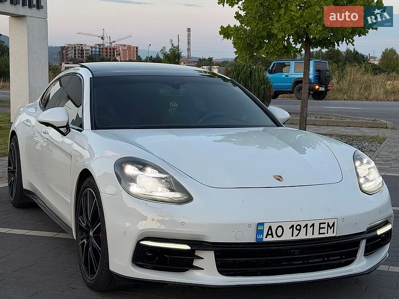 Porsche Panamera 2017