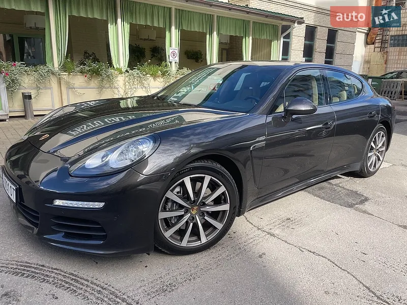 Porsche Panamera
