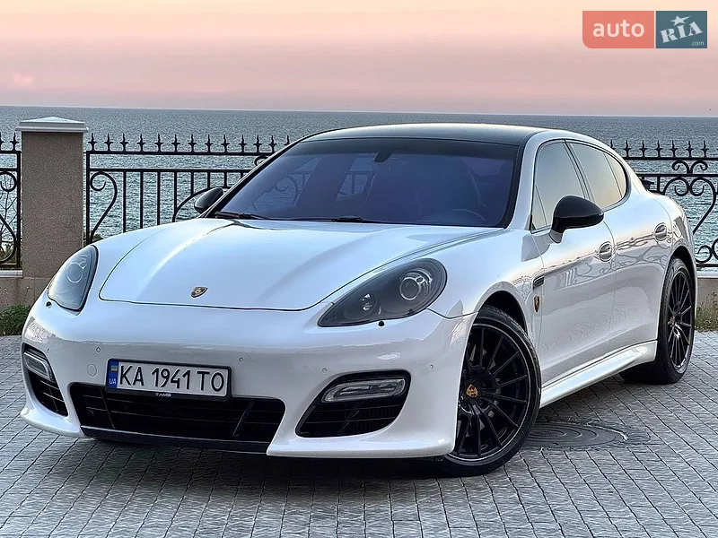 Porsche Panamera