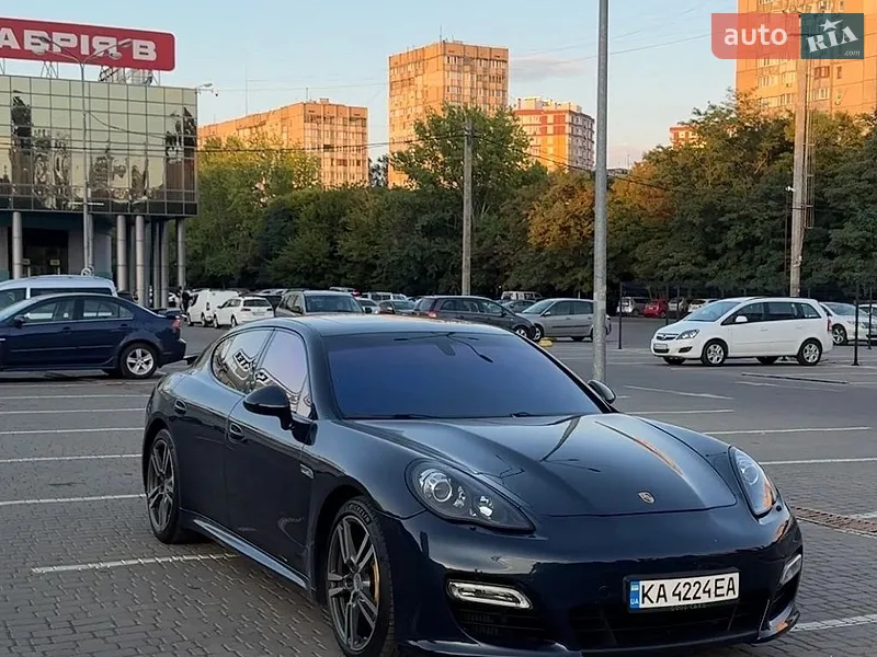 Porsche Panamera 2011