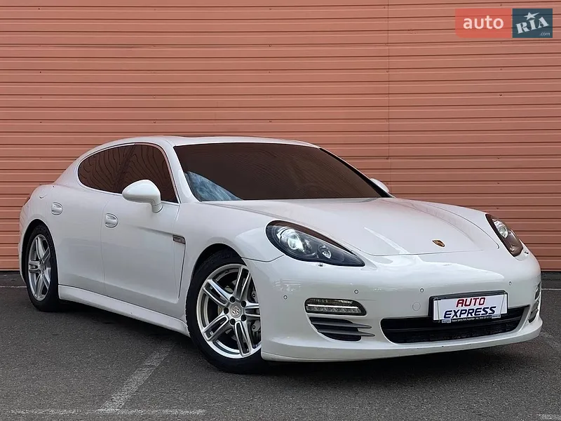 Porsche Panamera 2012