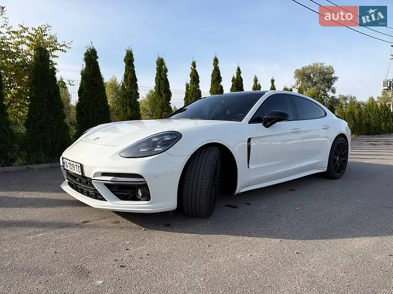 Porsche Panamera 2018