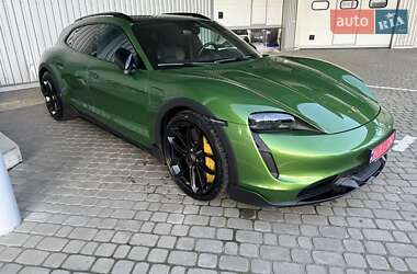 Porsche Taycan Cross Turismo  2022