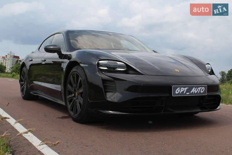 Porsche Taycan Sport Turismo