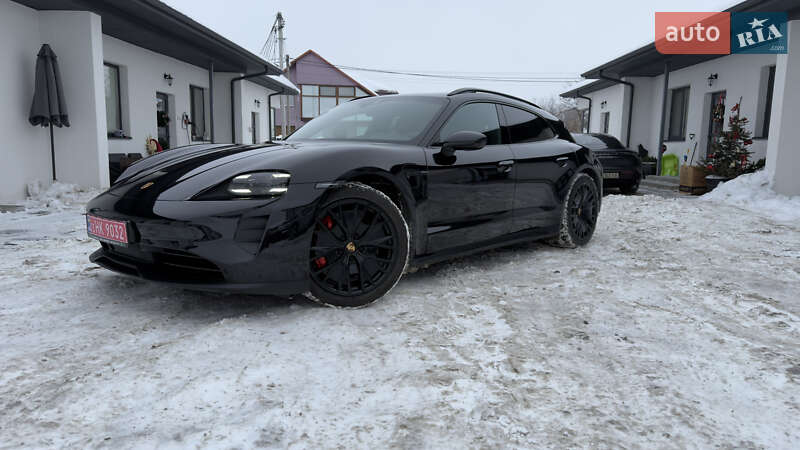 Porsche Taycan Sport Turismo