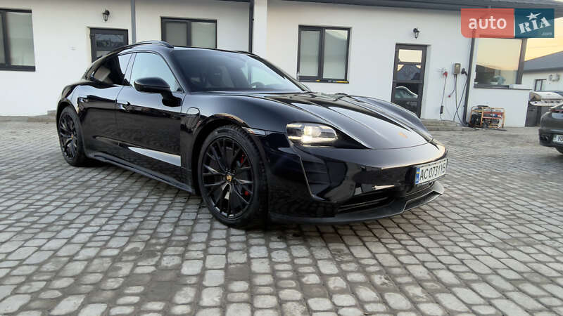 Porsche Taycan Sport Turismo