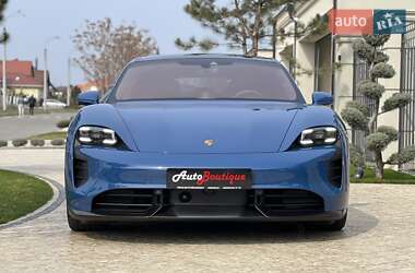 Porsche Taycan Turbo S 2021