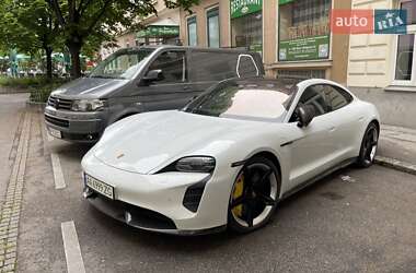 Porsche Taycan 2020