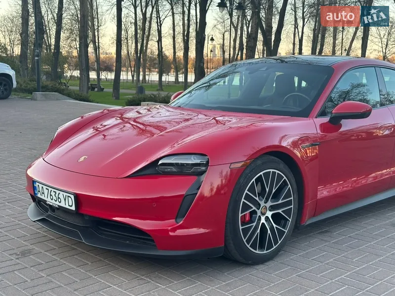 Porsche Taycan 2020