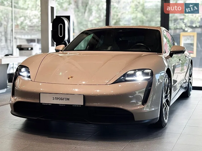Porsche Taycan