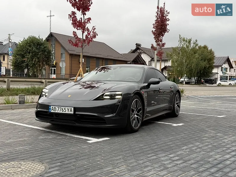 Porsche Taycan