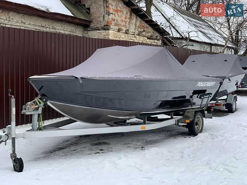 Powerboat 520 DC
