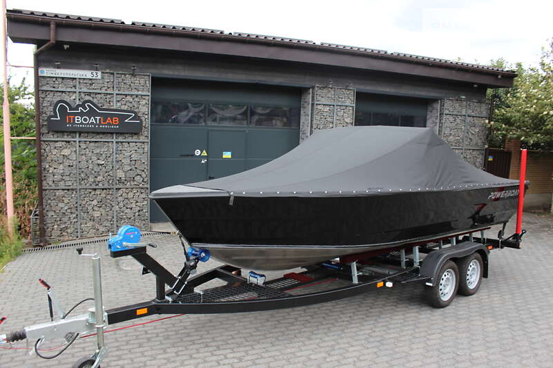 Powerboat 570