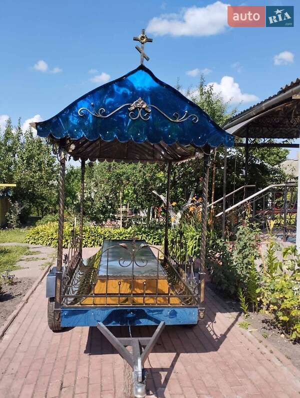 Легковий причіп Причеп Автоприцеп