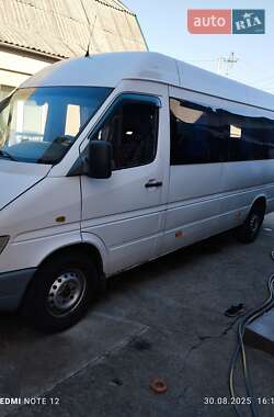 Характеристики Mercedes-Benz Sprinter Пригородный автобус