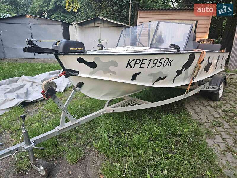 Катер Прогресс 4M