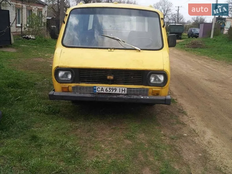 РАФ 2203