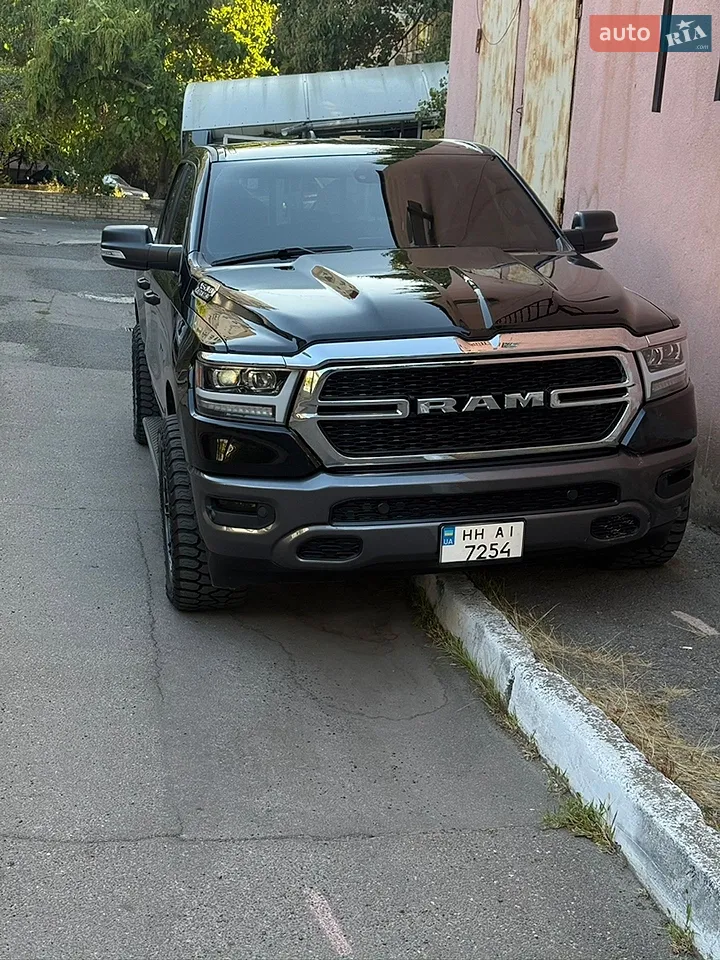 2023 RAM 1500 - мініатюра 2