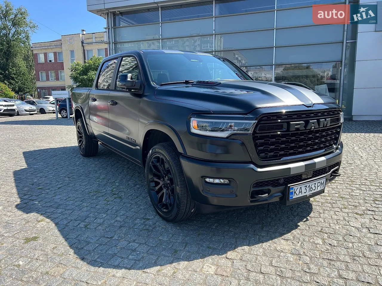 2024 RAM 1500 - мініатюра 3