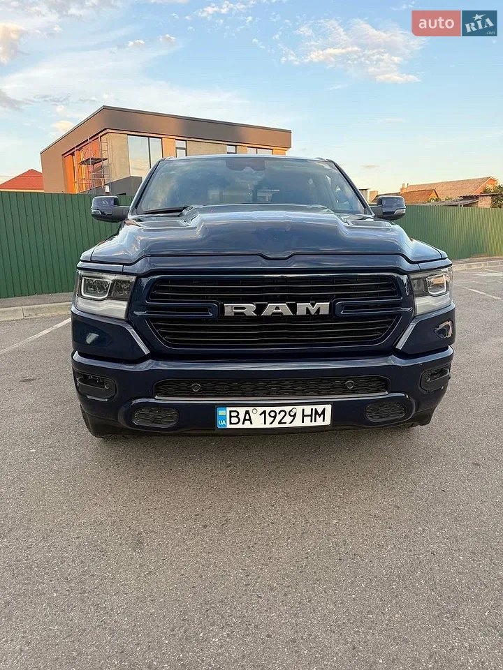 2023 RAM 1500 - фото 1